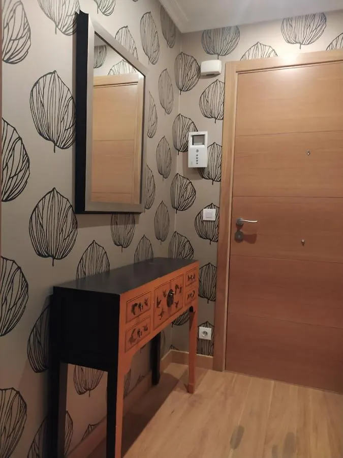 Apartamento En El Centro Con Garaje Directo. Bilbao